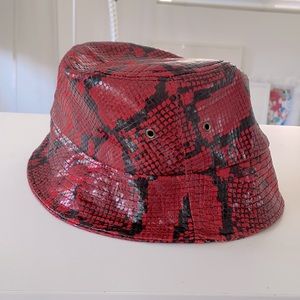 Darren Jean x HM bucket hat